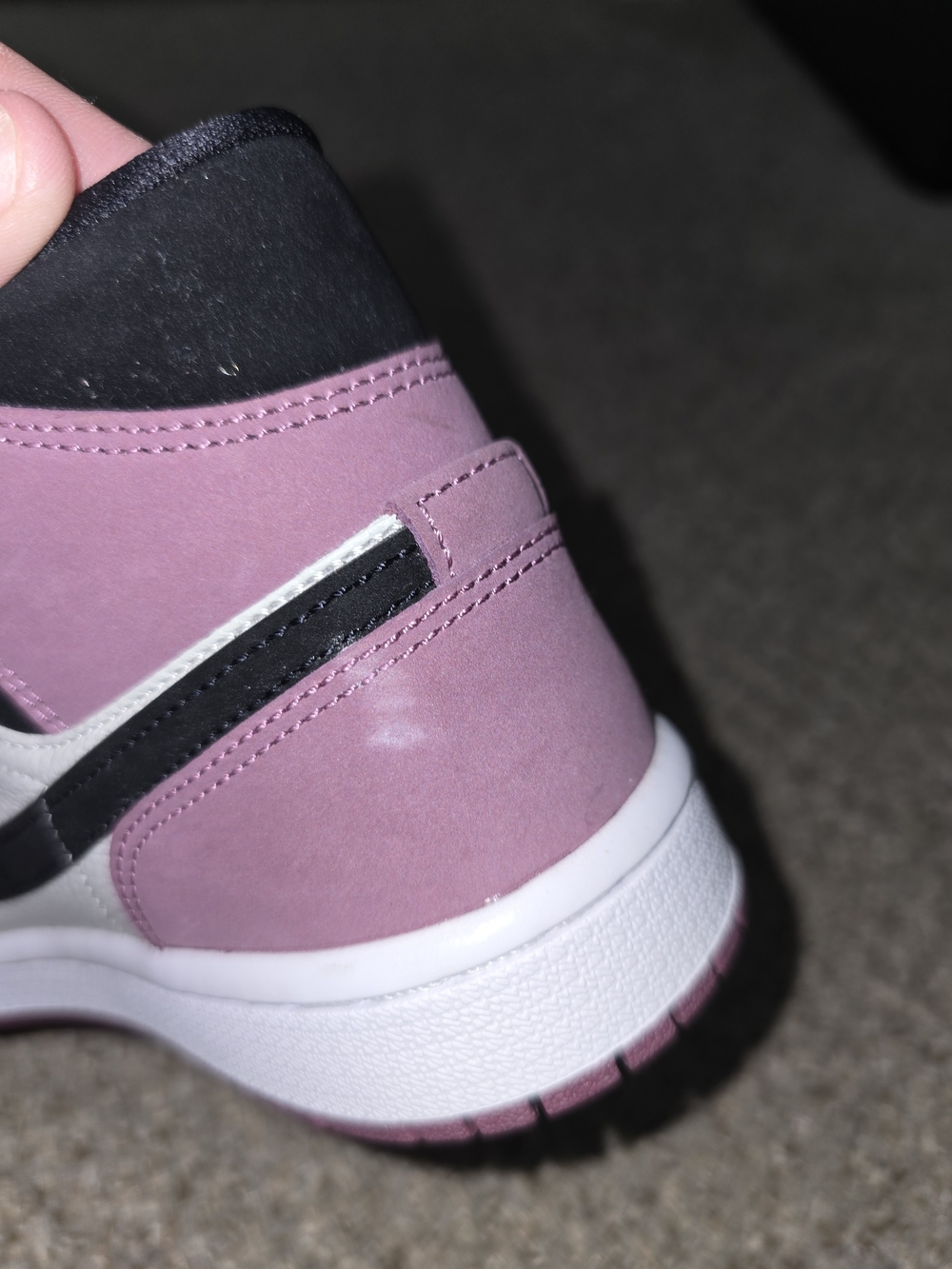 Nike Air Jordan 1 Mid SE Women's High-Top Sneakers In Light Mulberry Size 6.5 - Picture 8 of 10